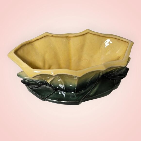 Vintage McCoy Pottery Lotus Yellow Green Planter 7” x 4” - Picture 5 of 10